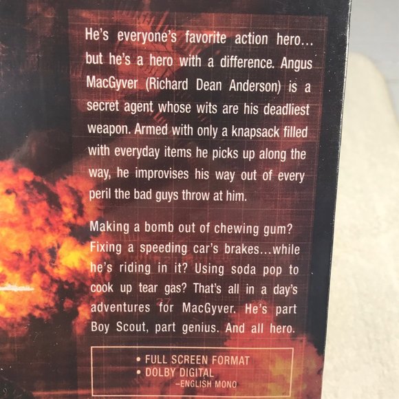 MacGyver DVD Complete First Season, 6 Disc Set New - Picture 5 of 6